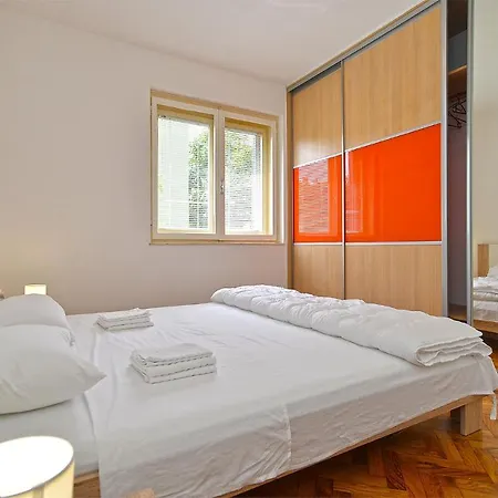 2288 Apartment Pula